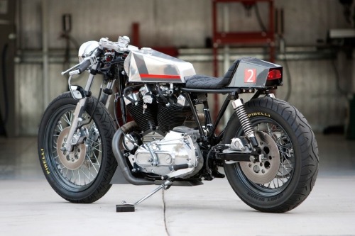 caferacerdesign:Cafe Racer Design SourceDP Custom Naked Cafe @caferacerdesign