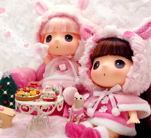 Ddung doll from Korea!  Read more about this cute korean toy at Cuteinkorea.com &lt;3