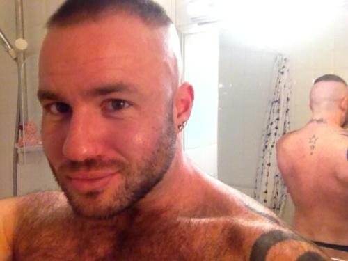 edu-dudu:  gay pornstar Justin King! ♥ adult photos