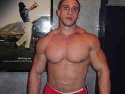 big-strong-tough:  Nick Medici