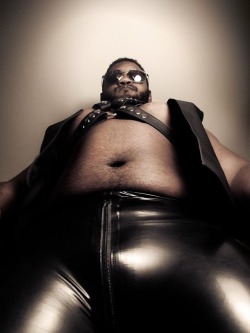 blackmusclebear:  Found this one from quite some years ago… before the mohawk :P