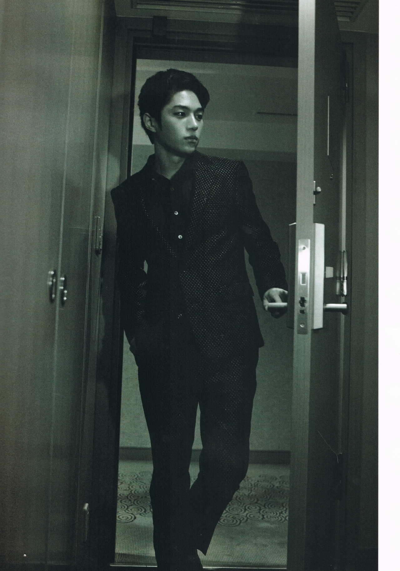 ayumyung:  【SCAN】AJ vol.2 INFINITE L Myungsoo 3 take out with full credit*^^*