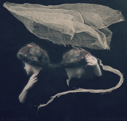 madivinecomedie: Caryn Drexl. Caught