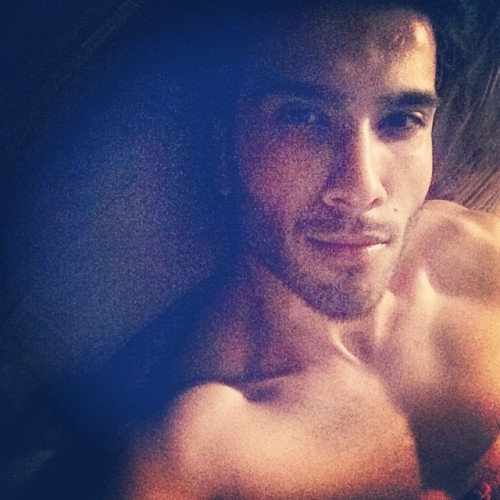 Hunky sexy Pakistani actor Feroze Khan