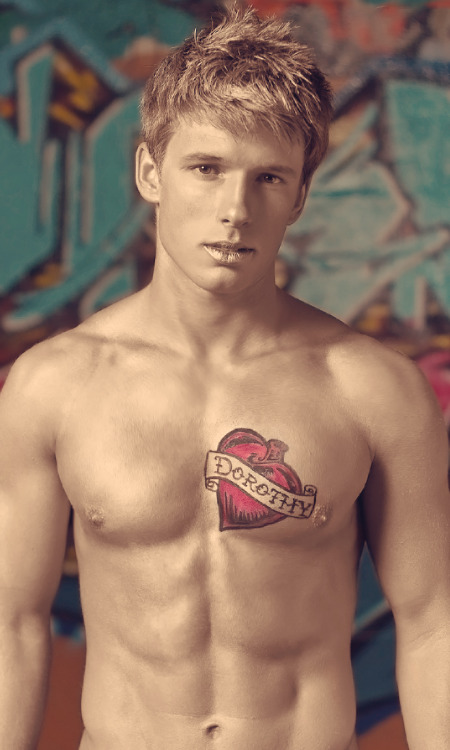 amanthing:  Visit amanthing Hunk Edition Blog