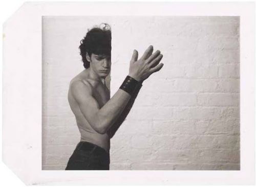 pattismithandrobertmapplethorpe:Self Portrait © Robert Mapplethorpe Foundation