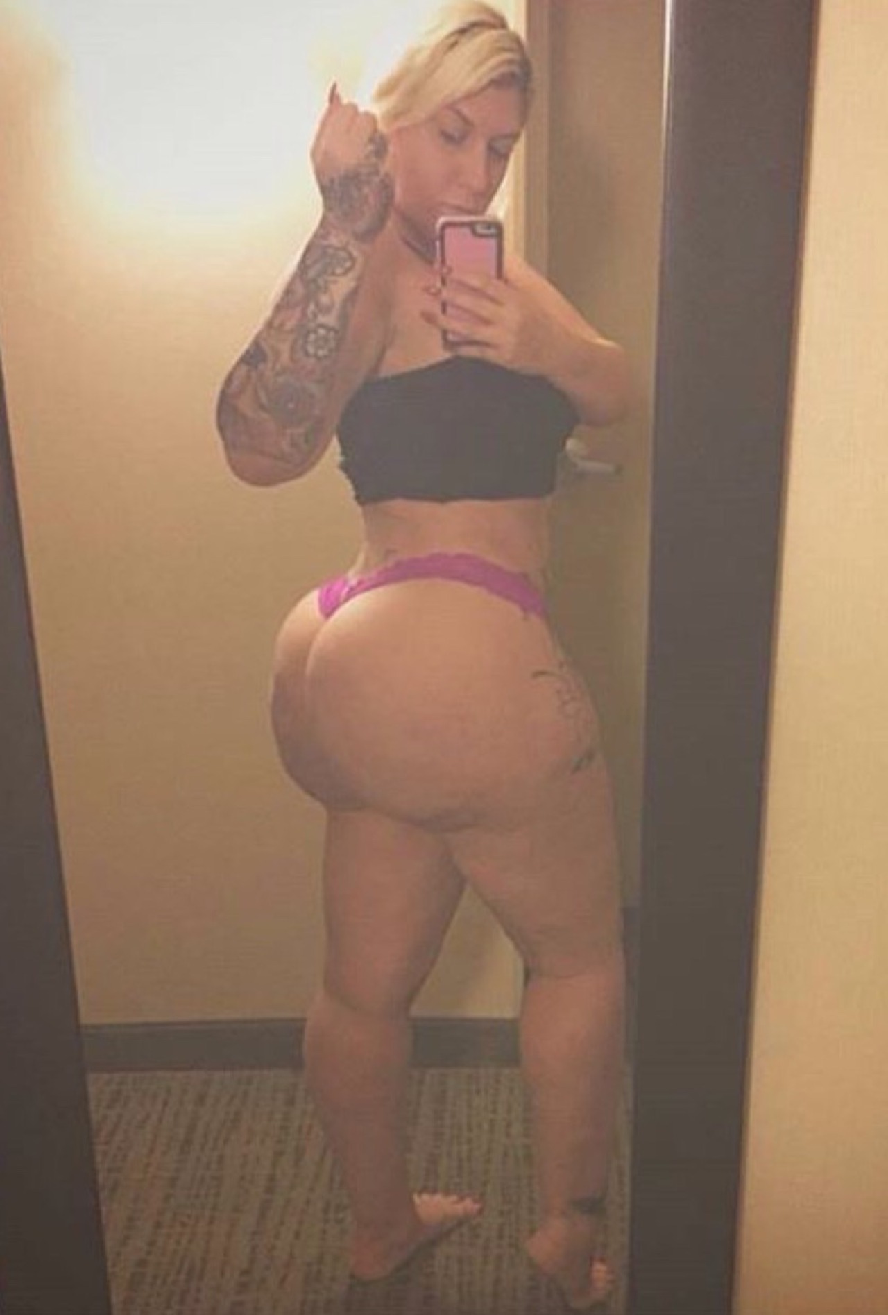 marcowrightthepornstar:  Damn She’s Thick Ass Fuck