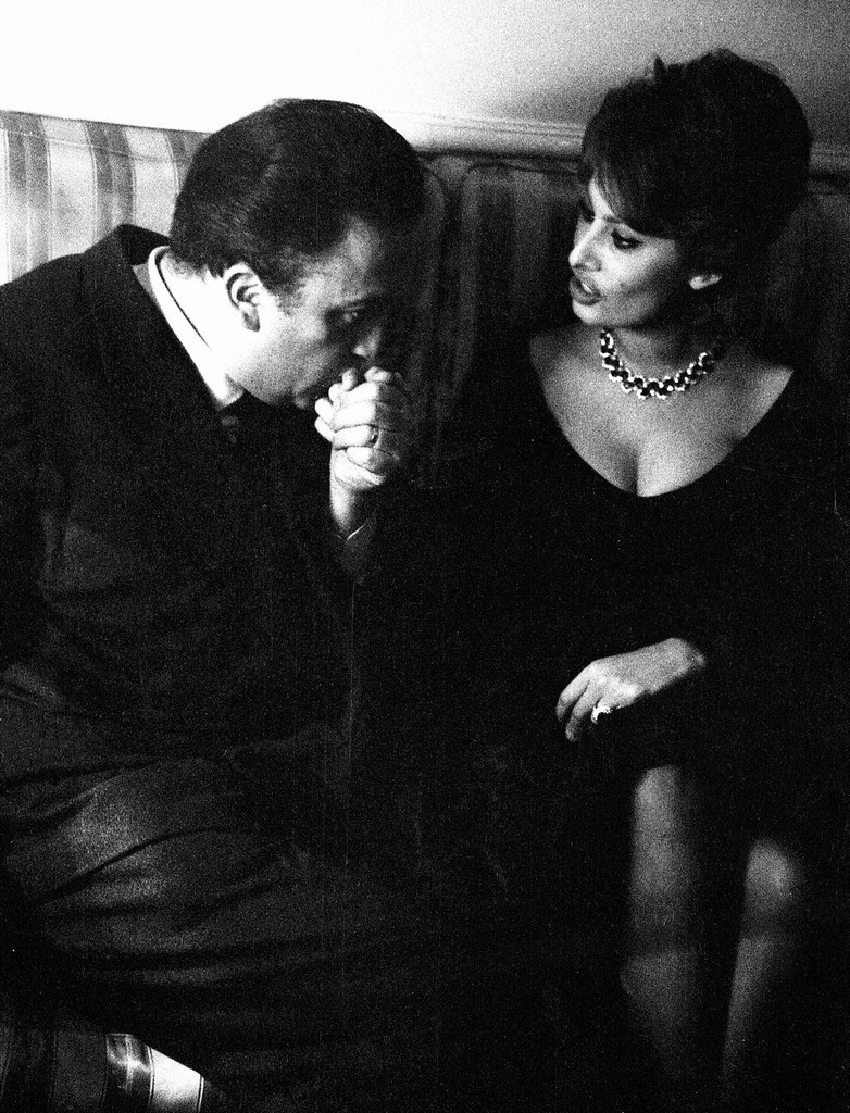 one-photo-day:  Federico Fellini and Sophia Loren by Chiara Samugheo 