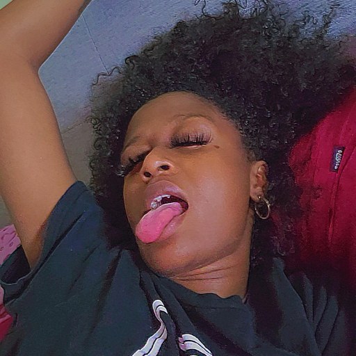 ANONYMOUSLY SPILL YOUR GUTS IN MY ASKBOX📥