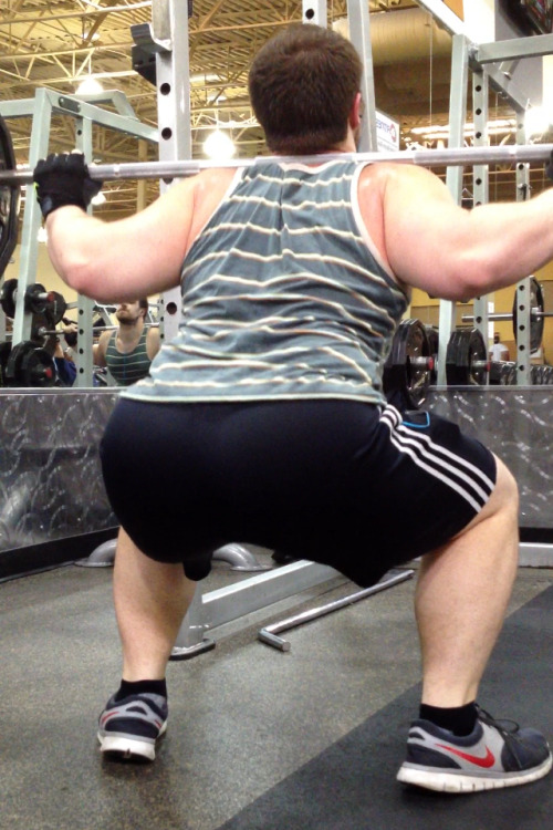matthulksmash:  More pics of me me squatting, because I know you guys like my butt. 