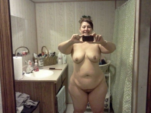 fat-fucking-porn: Name: Karen Pics number: 59 Single: Yes. Looking: Men/CoupleProfile: HERE