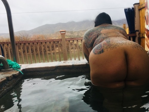 horny42069: newvixenlifestyle: I believe this is our first submission to Wet Wednesday my vixen @sex