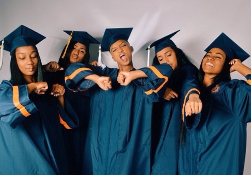 unfriendlyblackshawty:yattiyatti:Women of color graduating!  Syracuse University  Yassss!! Educated 