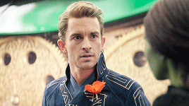 ╰☆╮by Clicking The source link Below, You Will Find A Total Of 76 gifs Of Jonathan Bailey in the