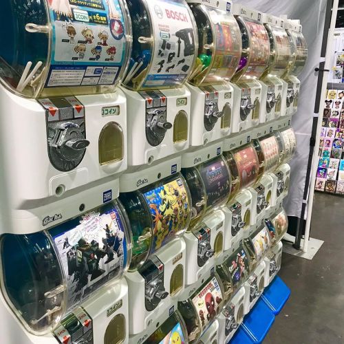 Lots of imported gachapon capsule toys including Pokémon, Peanuts, @boschtoolsna (!), cats, Avengers