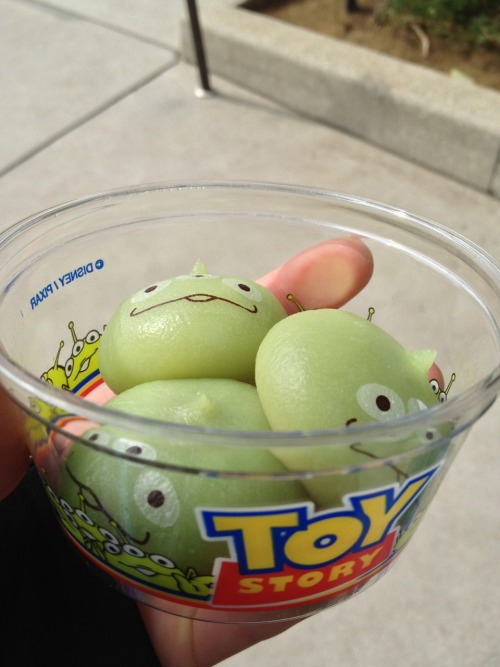 onebigmeshi:Alien head dumplings at Tokyo Disney Sea. They are mochi filled with ice cream. Each one