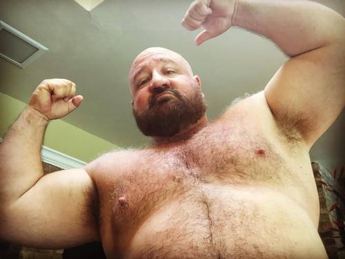 texasbeefmark:  Hulk smash! #musclebear