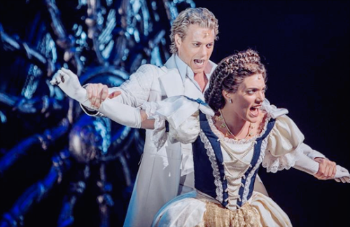 annvandenbroeck:  Roberta Valentini & Mark Seibert in the Shanghai production of Elisabeth das M