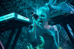 loveyouclaire:  Grimes performing @ FYF