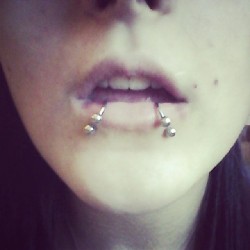 New lip rings ❤ #liprings #bodymods #girlswithpiercings