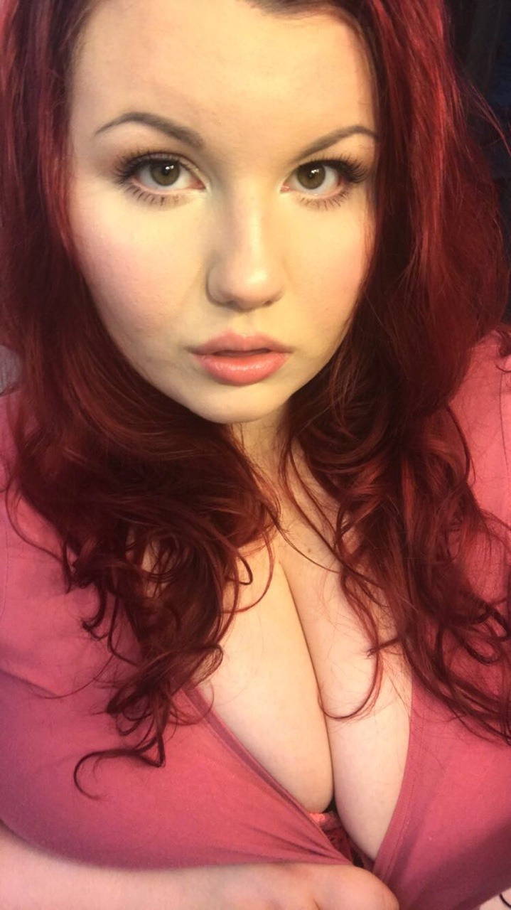 buppygirl:  Selfie drop 🌺  VIP Snapchat ~ MV ~ My Porn Archive
