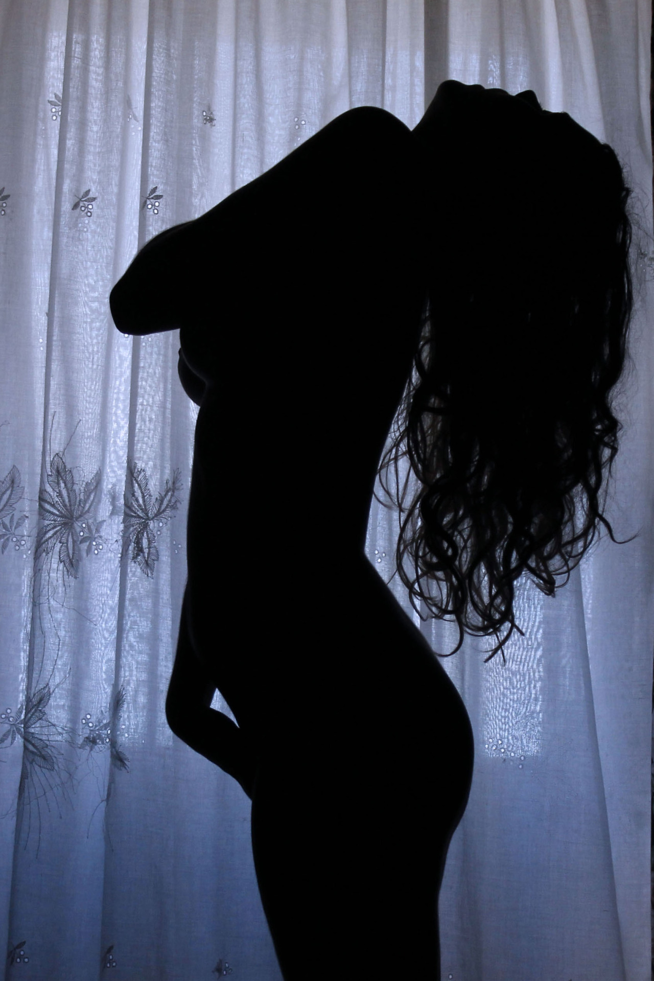 nakedpersephone:  first photograph of the silhouette series I promised some of you