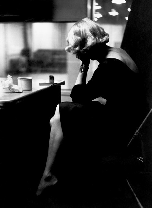 summers-in-hollywood:  Marlene Dietrich at the studios of Columbia Records, November