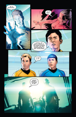 towritecomicsonherarms:  Star Trek/Green Lantern: The Spectrum War #1