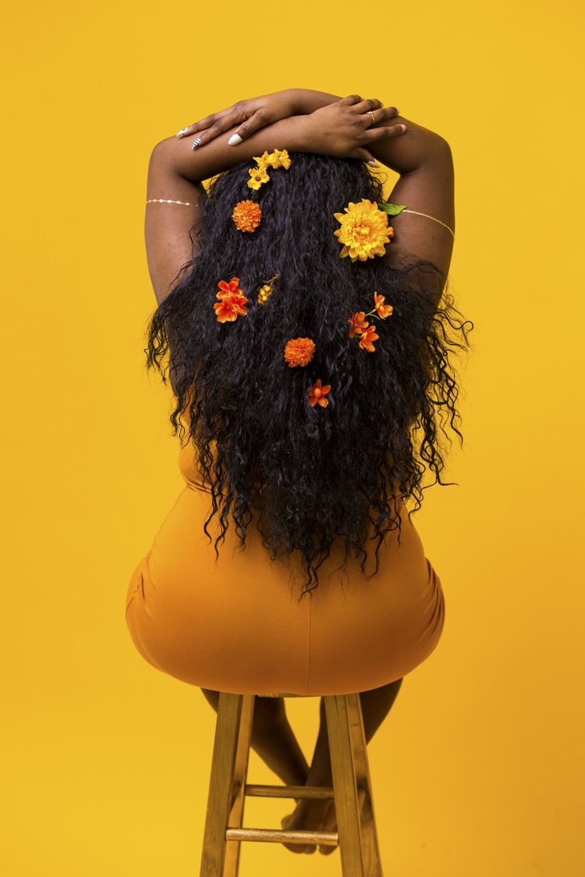 missytobi:  ohheytiananicolej:The sun lives within me ✨💛 I love this!