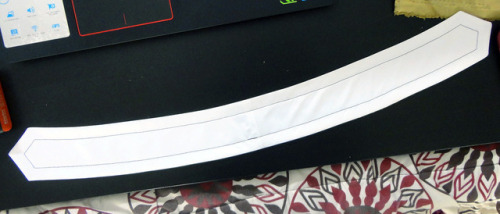 Belt progress for Silica (OS ver.)The shell of the belt was white matte satin with interfacing backi