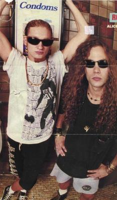 thepowerofgrunge:  I’ve seen pictures from this photoshoot MILLIONS OF TIMES, but this is the first time I notice that LAYNE IS WEARING A FUCKING PEARL JAM SHIRT. This makes me really happy for some reason. 