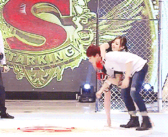 baekhyu-n:  baekhyun bravely step forward to try because he had learnt hapkido when