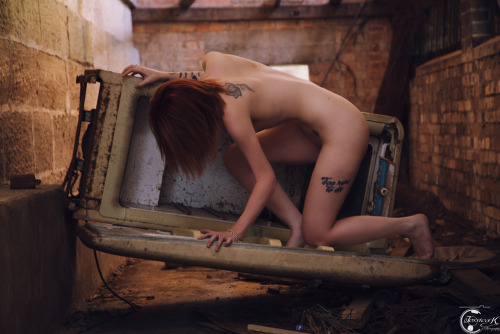 jacqueinabox:  “Isolation” By Jessica K Photography shot at the Abandoned Wacol Mental Asylum for Halloween  
