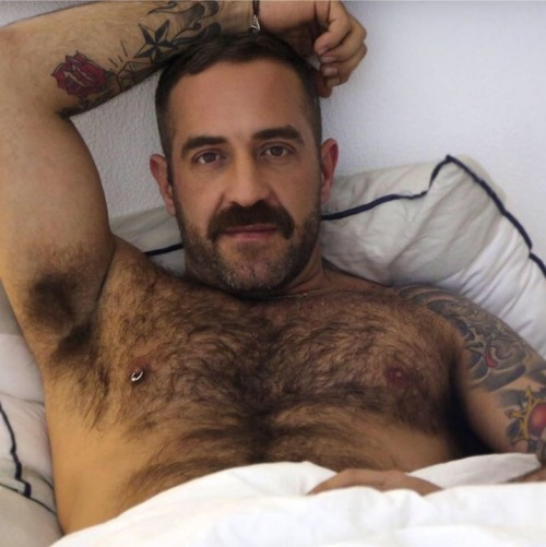 Porn photo bearpitpig:  #HairyPit #Armpit #Bear #MuscleBear