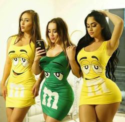 thickhoes:  Nasty Sexxx Blog | Live Sex | Definition Of Slim Thick (20 Pics)  I would eat m&amp;m&rsquo;s all day if they looked like this!!!