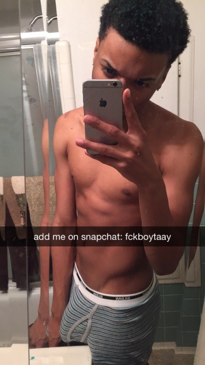 fckboiii:  add me