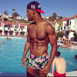 ifethatcoolguy:  Tbh I like those shorts