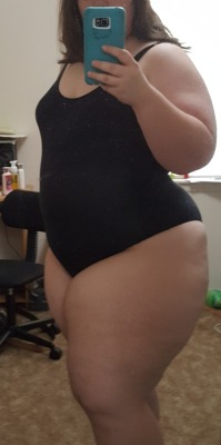 bigbootypandamoo:  Pulling this over my hips was a nightmare 😅 I think I need help taking it off 😘