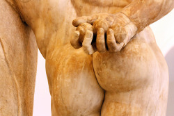 antonio-m:  Farnese Hercules, (detail)Archeology