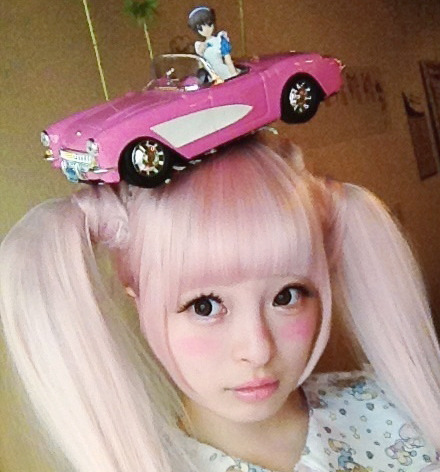 tacohest:  Kyary Pamyu Pamyu various hairstyles - 
