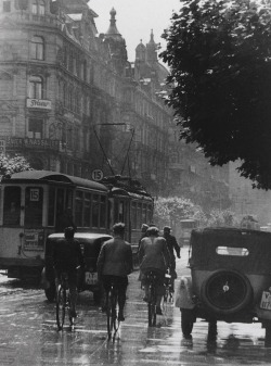 Luzfosca:  Dr. Paul Wolff Frankfurt, 1930S 