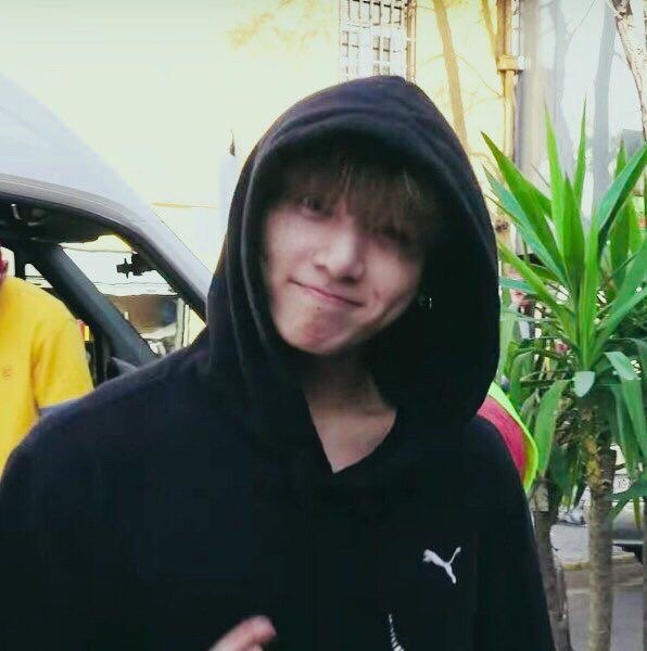 Jungkook black hoodie