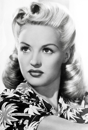 hollywoodlady:1940s Hairstyles: Hedy Lamarr, Rita Hayworth, Lauren Bacall, Barbara Stanwyck, Ann She