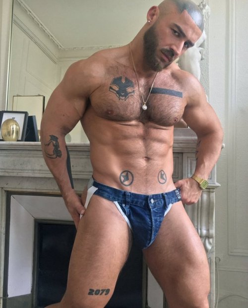 Sex Photos de François Sagat pictures