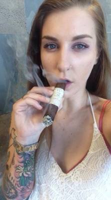 cigar ladies