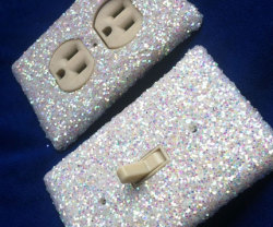 awesomeshityoucanbuy:  Glitter Switchplate