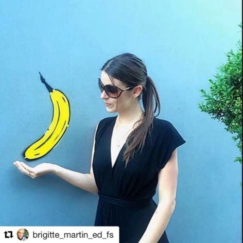 #dailybanana  #Repost @brigitte_martin_ed_fs  German lesson #4: “Bananensprayer” Thomas 