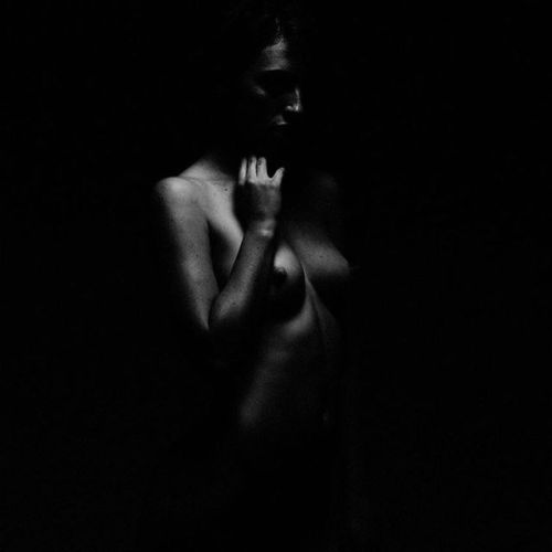 - Dark was the night - ©2011 Moi