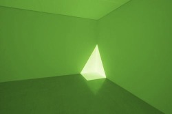 theleoisallinthemind:James Turrell - Green Corner Projection
