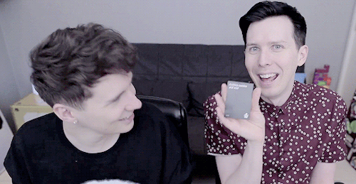thjslove: dan and phil play bucket of doom